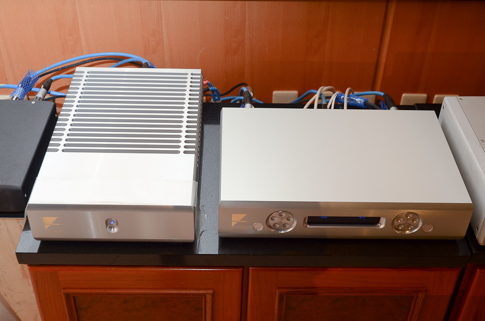dynaudio_focus380_05.jpg