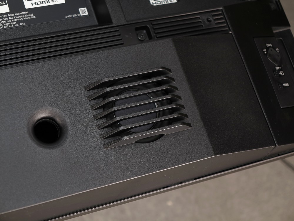 SONY KD-55X9000A_4.jpg