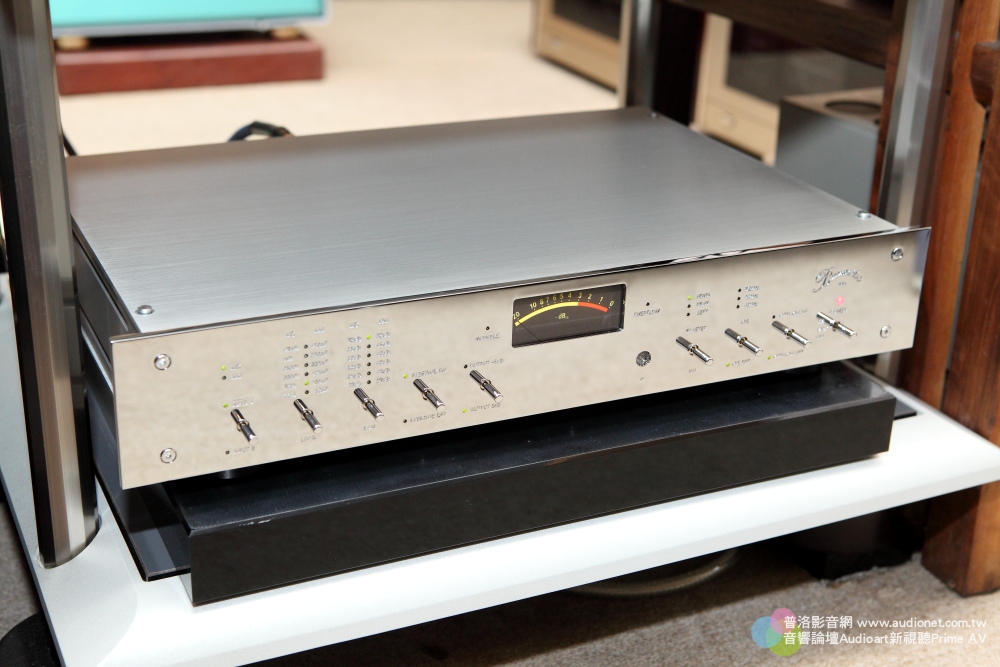 1213BURMESTER09.JPG