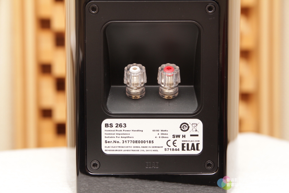 仩益 ELAC BS 263 深黑與閃耀並存
