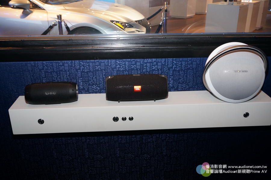 DSC00189Mark Levinson.JPG