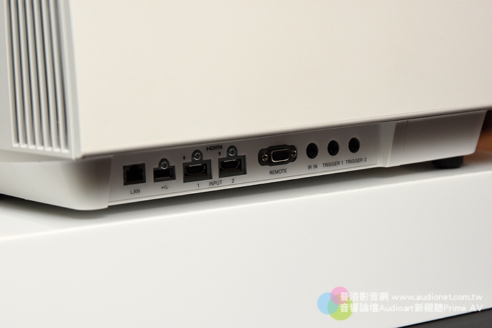 迎向UHD Blu-ray，Sony推出新一代4K投影機！