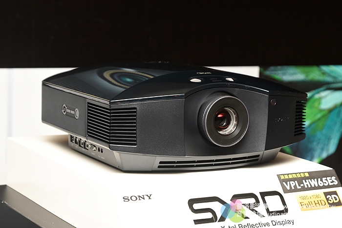 迎向UHD Blu-ray，Sony推出新一代4K投影機！