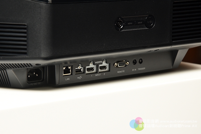 迎向UHD Blu-ray，Sony推出新一代4K投影機！
