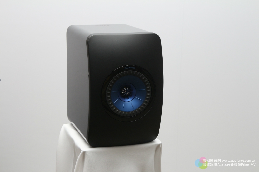 KEF LS50 Wireless產品發表，方大同大聲說讚！ 094326a00us4stb0x400xa.jpg   