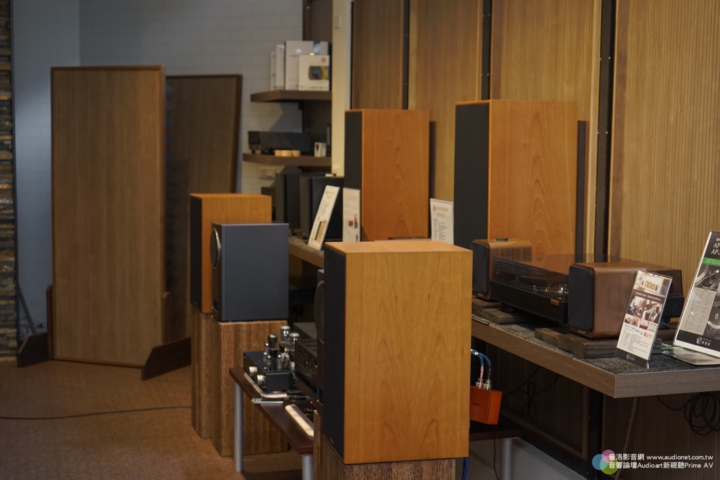 新憩地音樂展演：Spendor SP200
