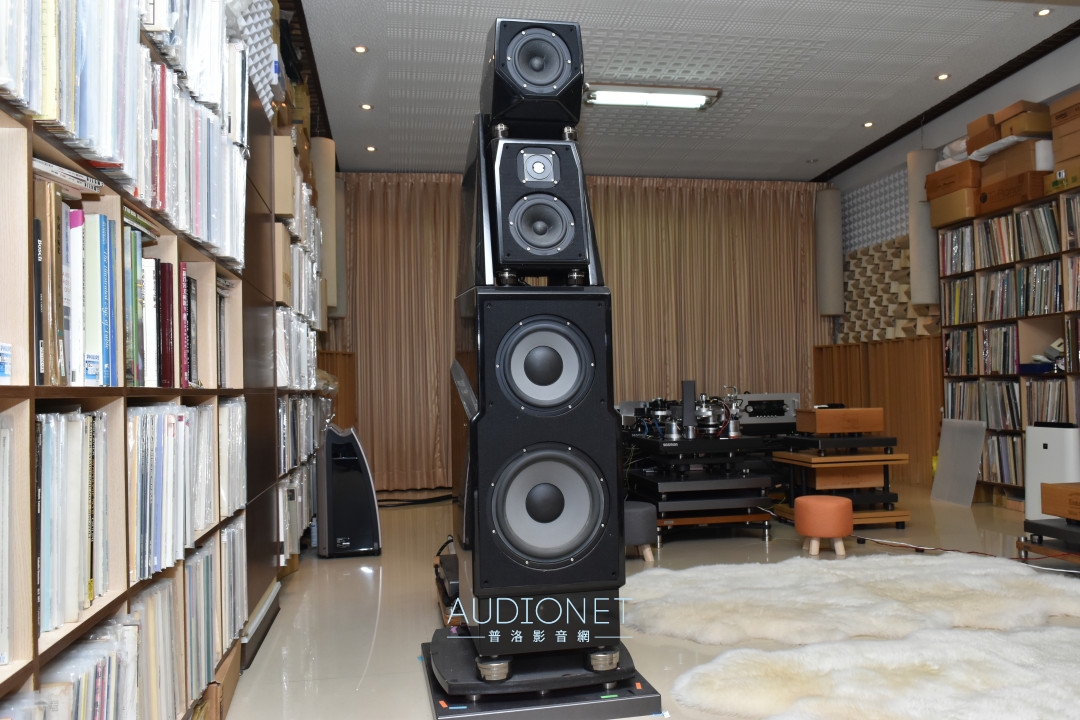 高雄宋醫師家訪：Audio-Technica AT-ART1000X旗艦唱頭，突顯千萬級黑膠系統的實力！ ... ... ... ... ...