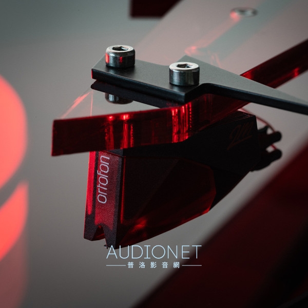 超酷！Pro-Ject 推出 AC/DC 黑膠唱盤，向經典搖滾樂團致敬